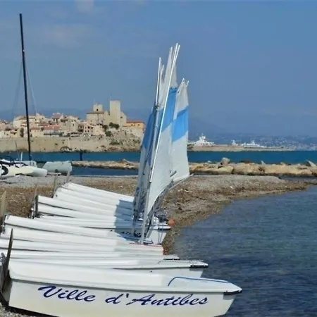 Des Iles Appartement Antibes