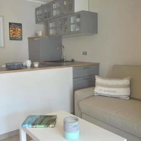 Des Iles Appartement Antibes